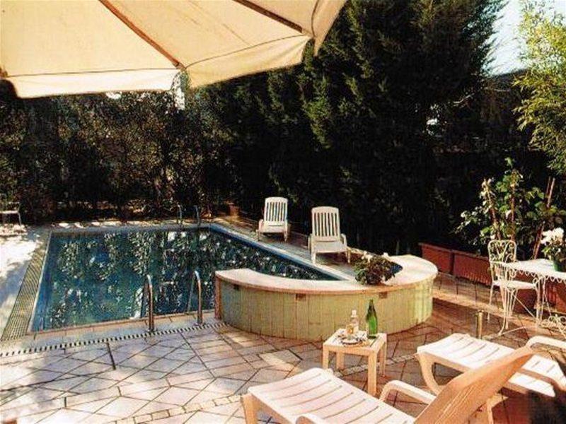 Hotel Nuovo Savi Montecatini Terme Exterior foto